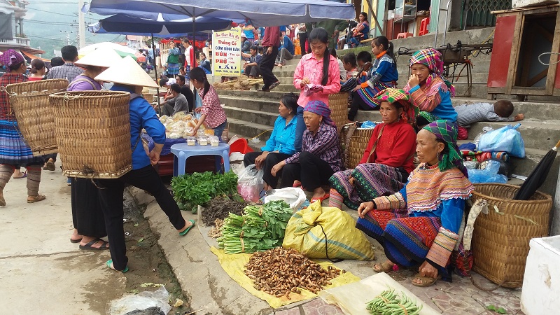 Bac-Ha-Vietnam-meilleurs-astuces-voyager-marché-Bac-Ha