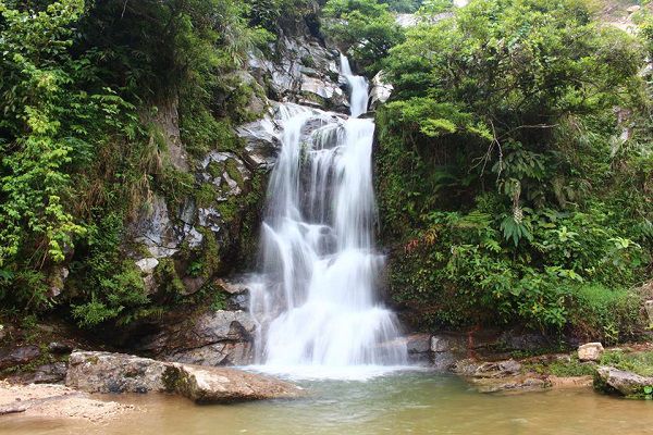 chutes-eau-Hoang-Su-Phi chutes-eau-Hoang-Su-Phi
