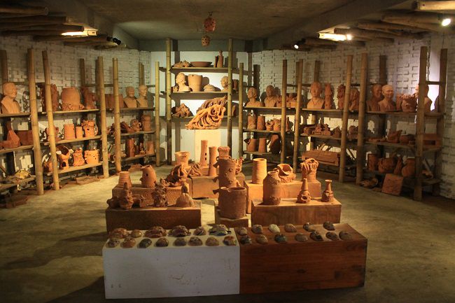 parc en terre cuite Terra Cotta à Hoi An Vietnam (2) parc en terre cuite Terra Cotta à Hoi An Vietnam