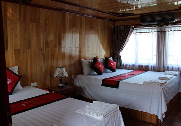 Jonque Ocean de 3 cabines (5) Cabine pour 3 personnes - jonque Ocean en baie de Lan Ha