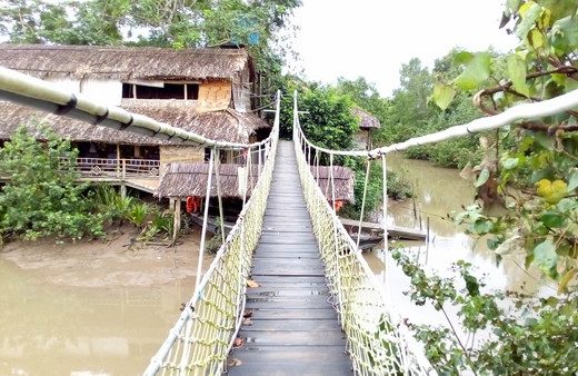 pont suspendu à Cantho, dans le delta du Mékong
