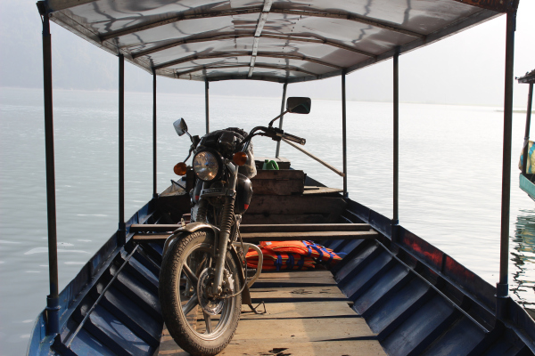 voyage au vietnam a moto - lac ba be
