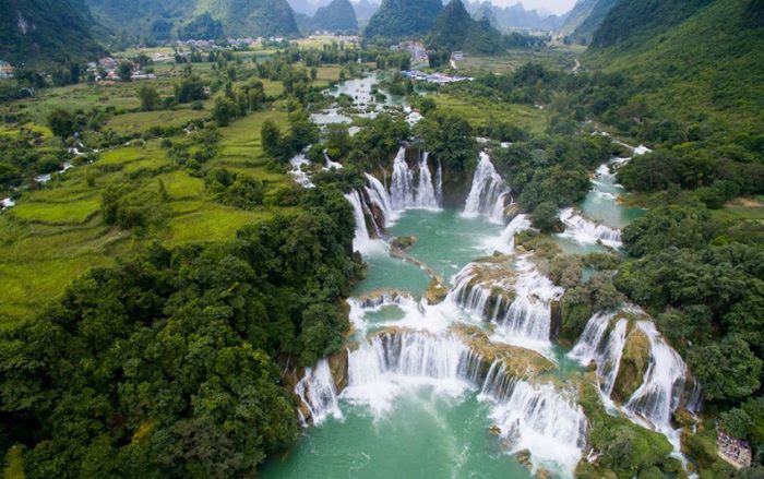 chutes d'eau de Ban Gioc à Cao Bang