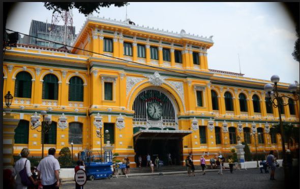 la poste centrale de Saigon