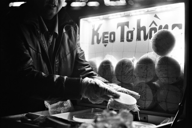 45. Kẹo tơ hồng, dessert à la coco, au bord du lac