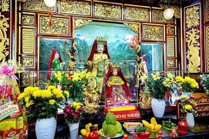 Le hall de réunion de Phuc Kien à Hoi An