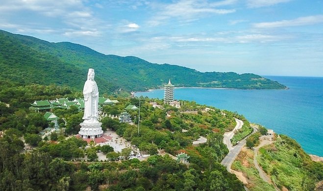 La Péninsule de Son Tra - Un Trésor Naturel à Découvrir à Da Nang