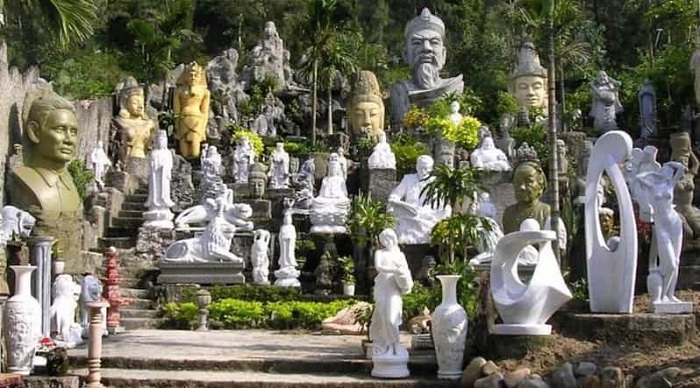 Village Non Nuoc - Les Montagnes de Marbre (Ngũ Hành Sơn) - Un Trésor Naturel et Spirituel 