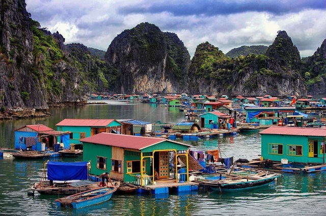 village flottant de pecheurs de Vung Vieng 2