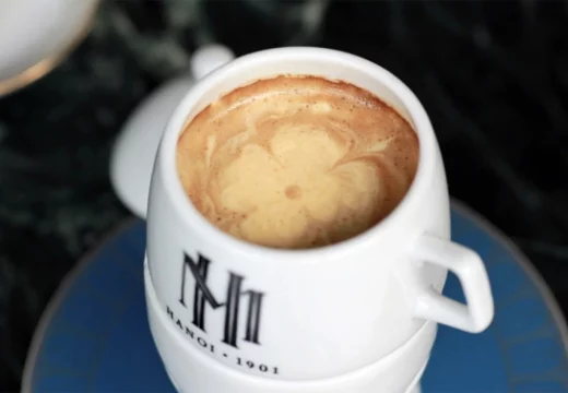 Le café aux oeufs