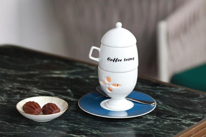 Le café aux oeufs à l'hôtel Sofitel Legend Metropole à Hanoi