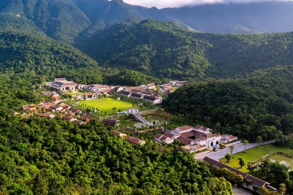 Centre_culturel_Truc_Lam_montagne_Yen_Tu