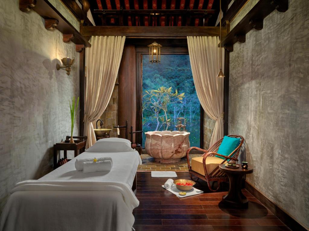 Legacy Yen Tu Mgallery - spa