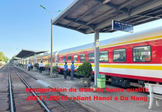 Inauguration du train de haute qualité JSE17/JSE18 reliant Hanoï à Da Nang
