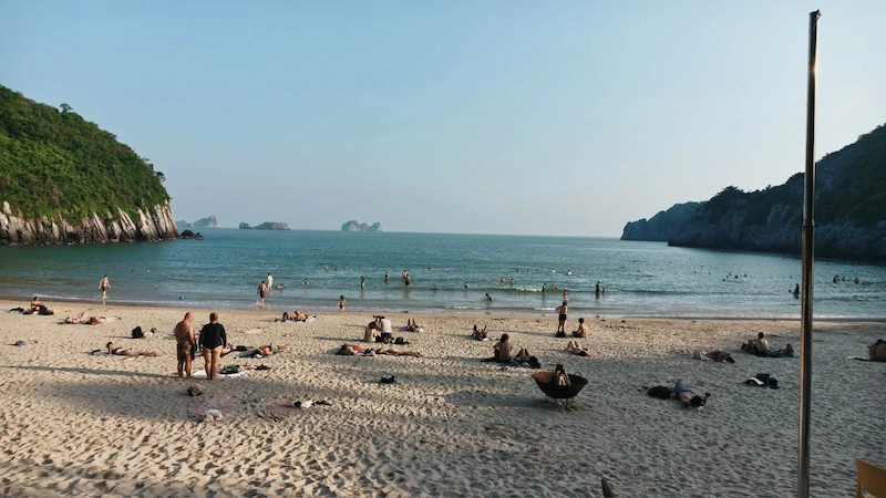 plage-cat-co-3-ile-de-cat-ba